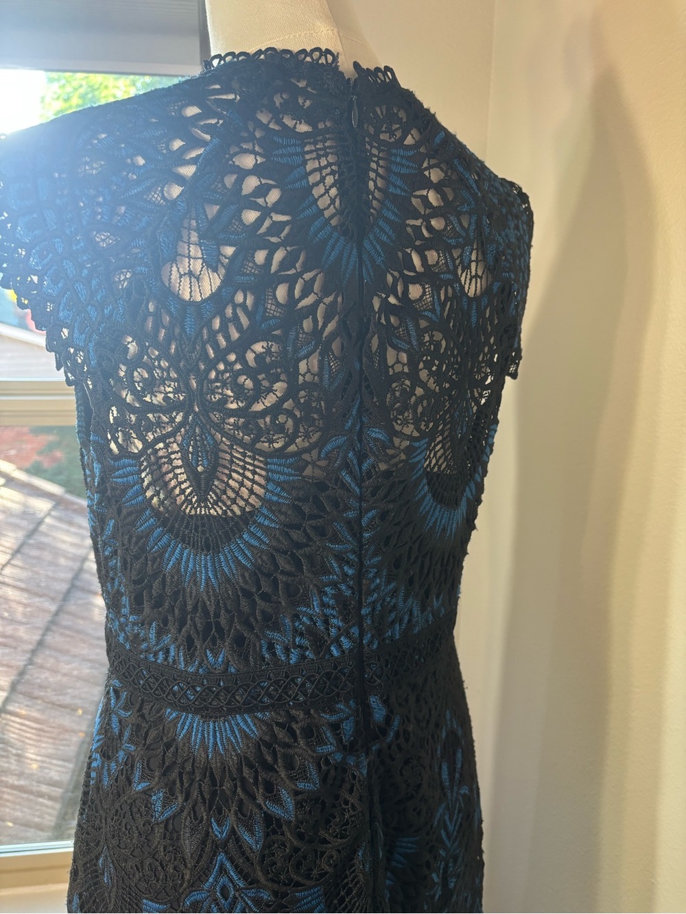 Shoshanna Black Lace Maxi Dress with Blue Underlay - Picture 6 of 7